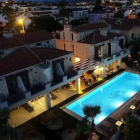 Fizzio Ξενοδοχείο 5*