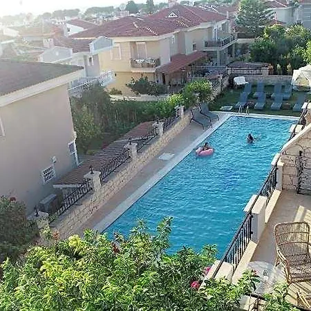 Fizzio فندق