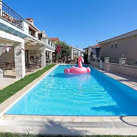 فندق Fizzio ألاتشاتي